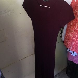 Forever 21 burgundy body tight dress